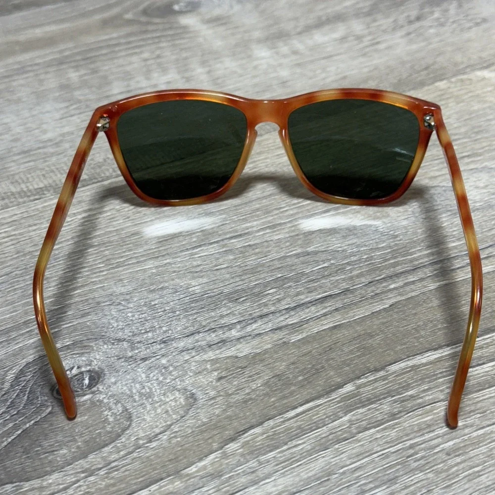 Guess Sunglasses‎ 55-16-145 Brown Tortoise Tempe Green Lenses